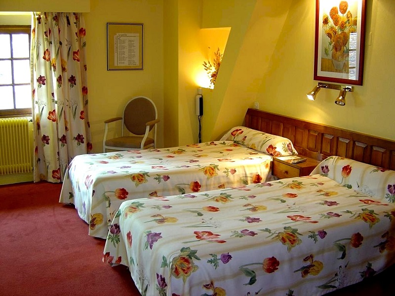 Hotel_de_Le_Ratelier-Montaigut-Sur-Save (13), MONTAIGUT-SUR-SAVE