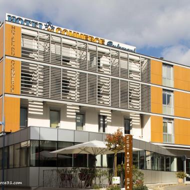 HOTEL LE COMMERCE