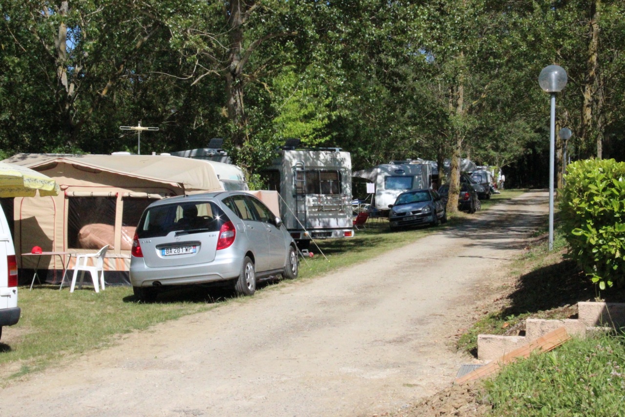 FLOWER CAMPING DU LAC DE LA THESAUQUE