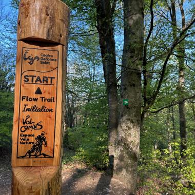 FLOW TRAIL D'INITATION DU COL DE LARRIEU