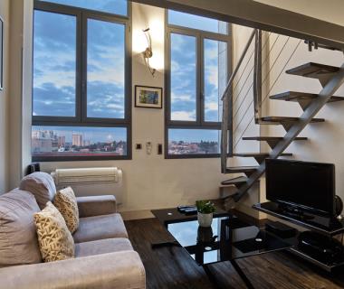 LOFT DELUXE 9