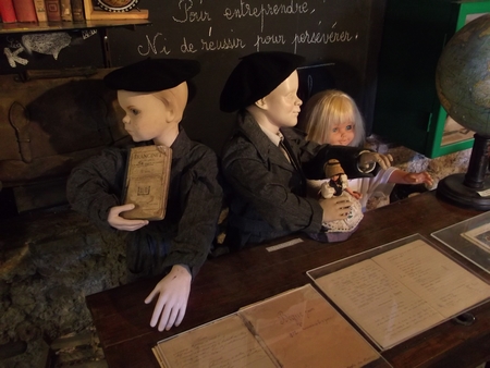 MAISON DE L'HISTOIRE, LARRA
