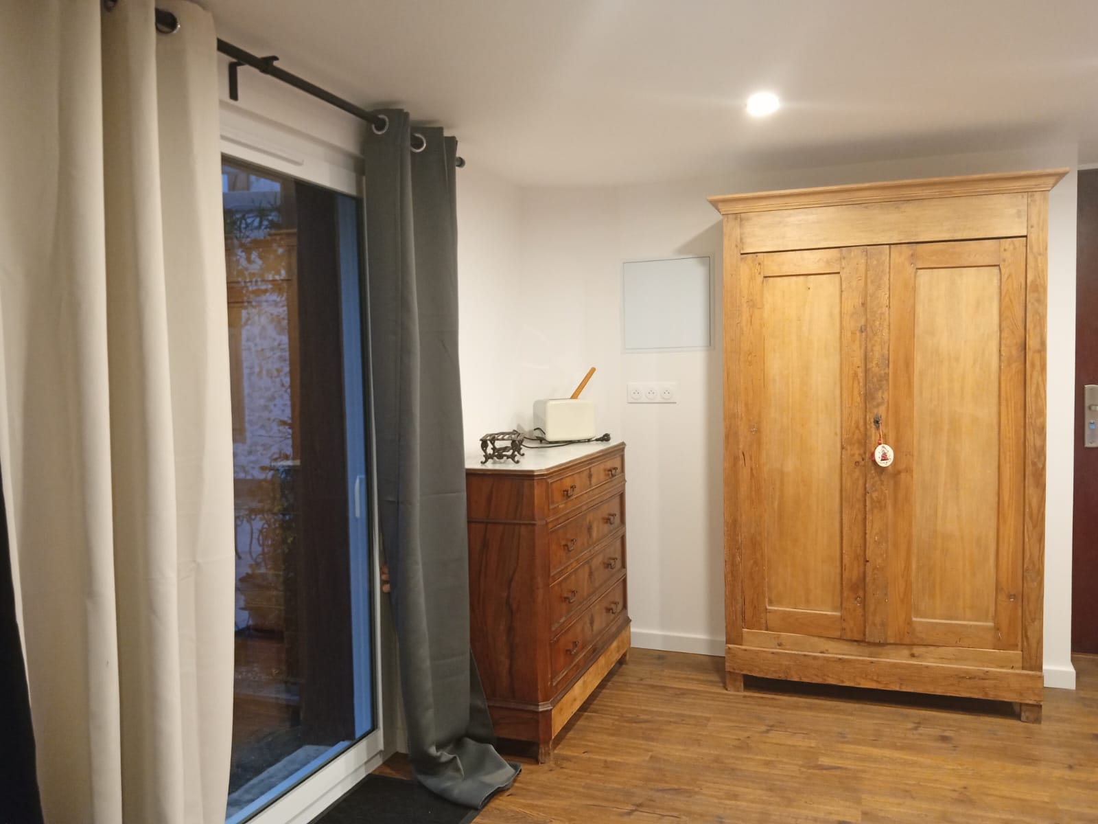 LE REGAID'S, Régades - photo 2