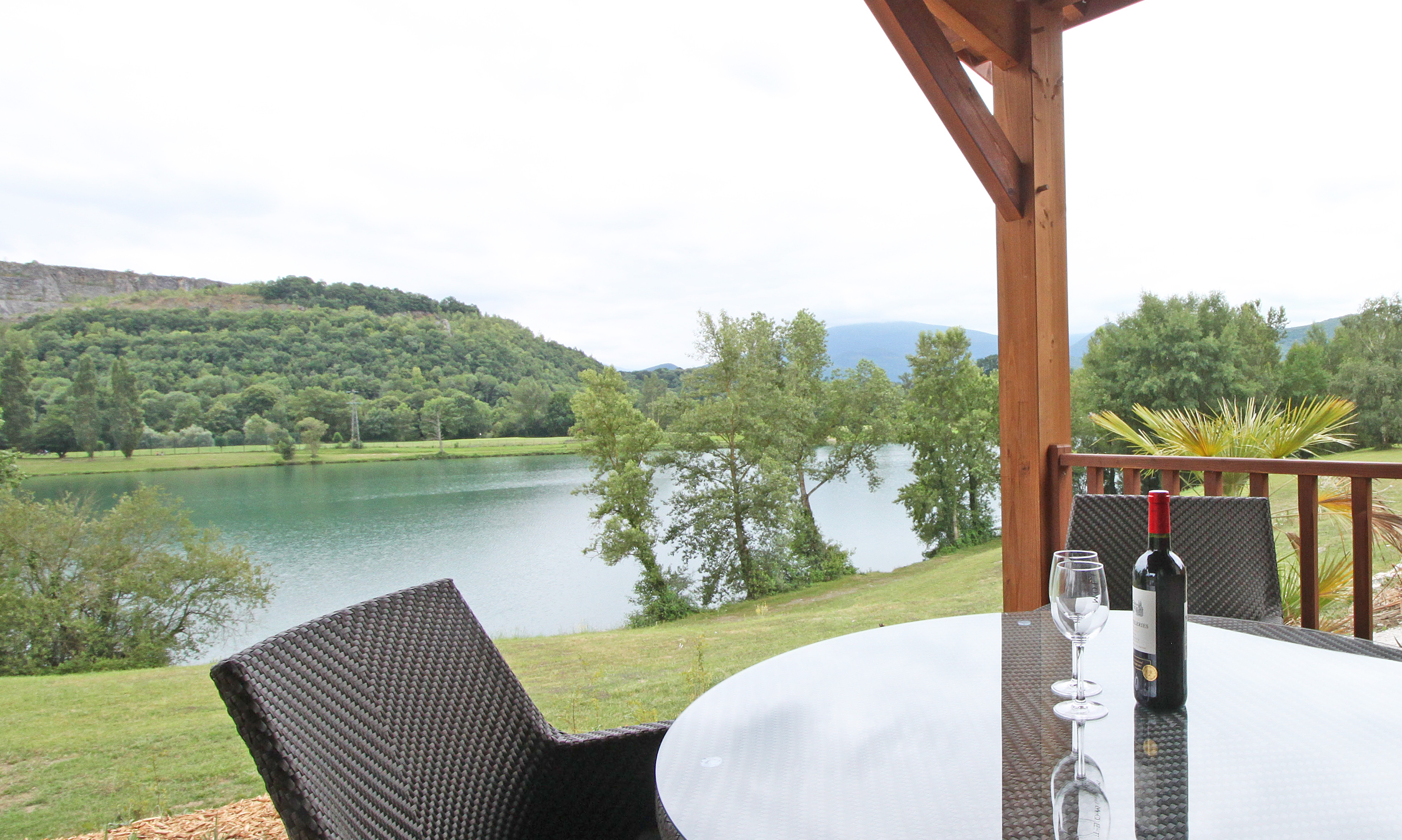 LES CHALETS DU LAC DE MONTREJEAU - photo 2