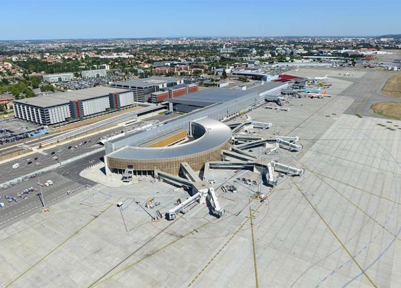 Visiter Toulouse, les coulissesde l'aéroport international Toulouse Blagnac
