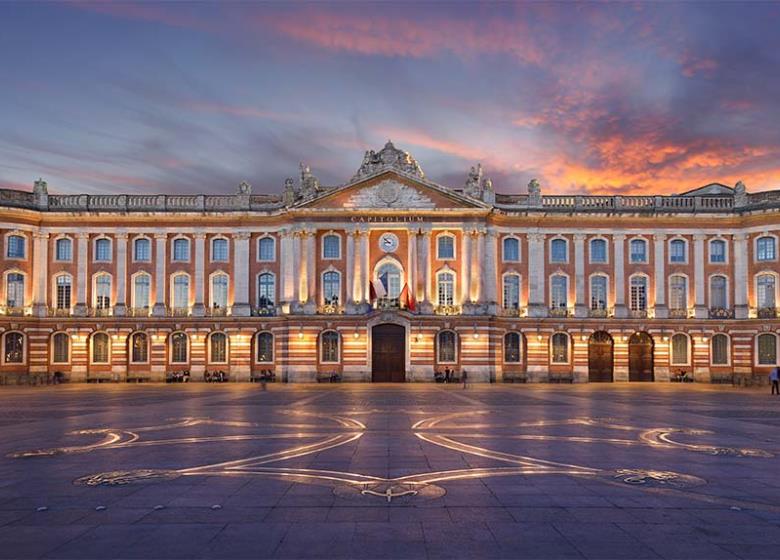 LE CAPITOLE | TOULOUSE | Historical sites and monuments