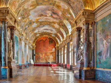 Visiter Toulouse, la salle des Illustres au  Capitole