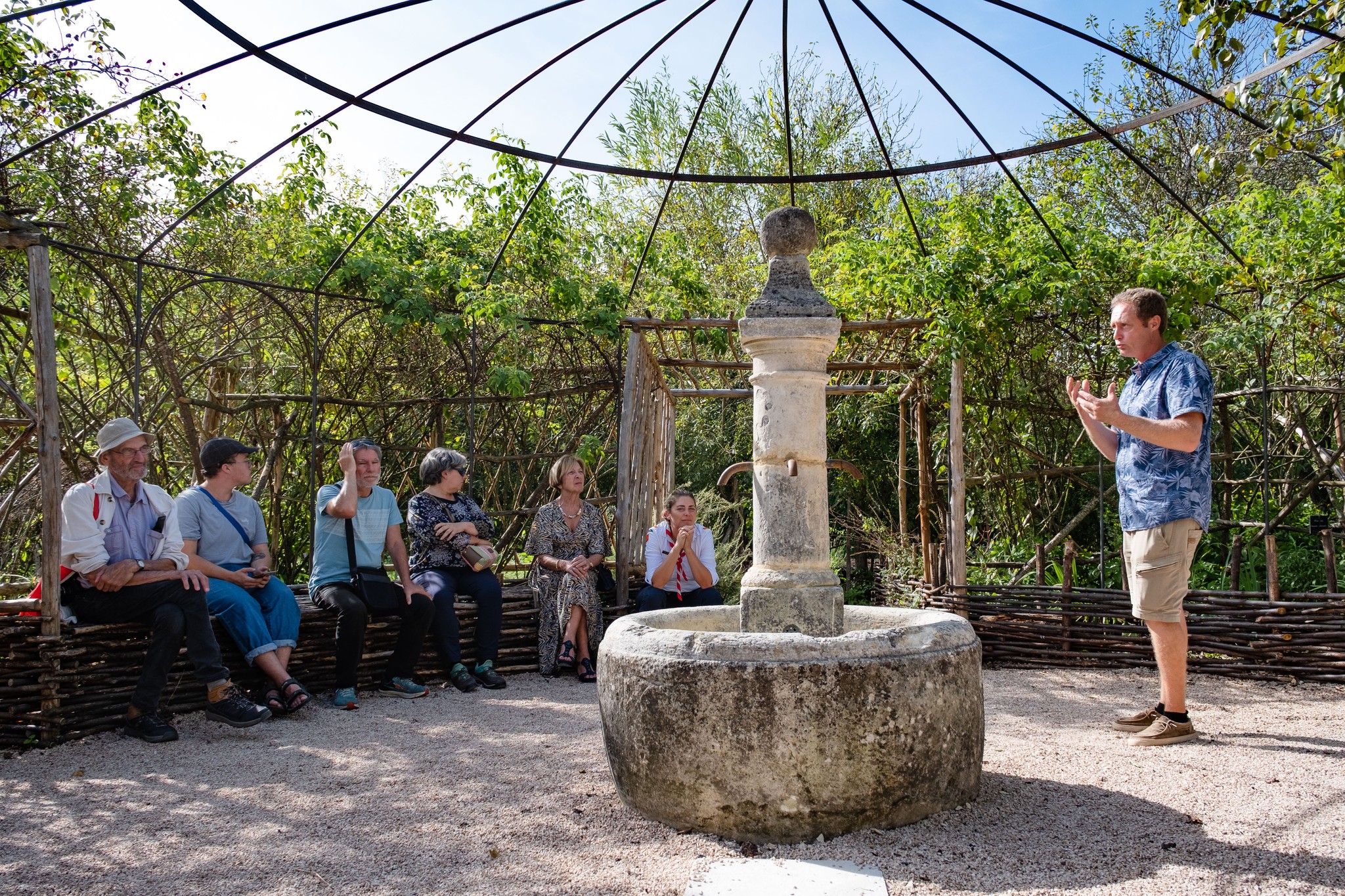 VISITE THÉMATIQUE AU JARDIN : "PLANTES DE CUEILLETTE"