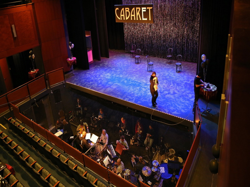 cabaret-gf379ba9ef_1920