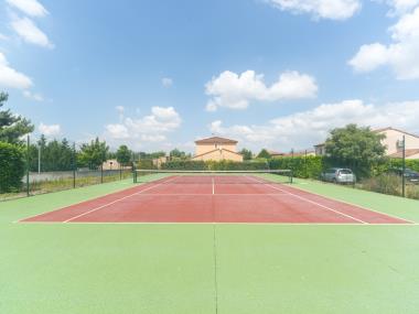 cerise_residence_de_diane_toulouse_court_de_tennis_exterieur (2)