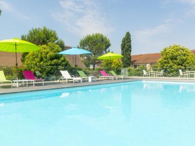 cerise_residence_de_diane_toulouse_piscine_exterieure (12)