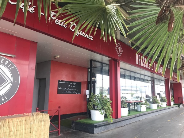 LA VILLA DES CHIMERES Restaurant & Repas de Groupe CASTELGINEST