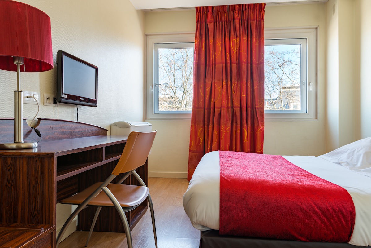 HOTEL ICARE