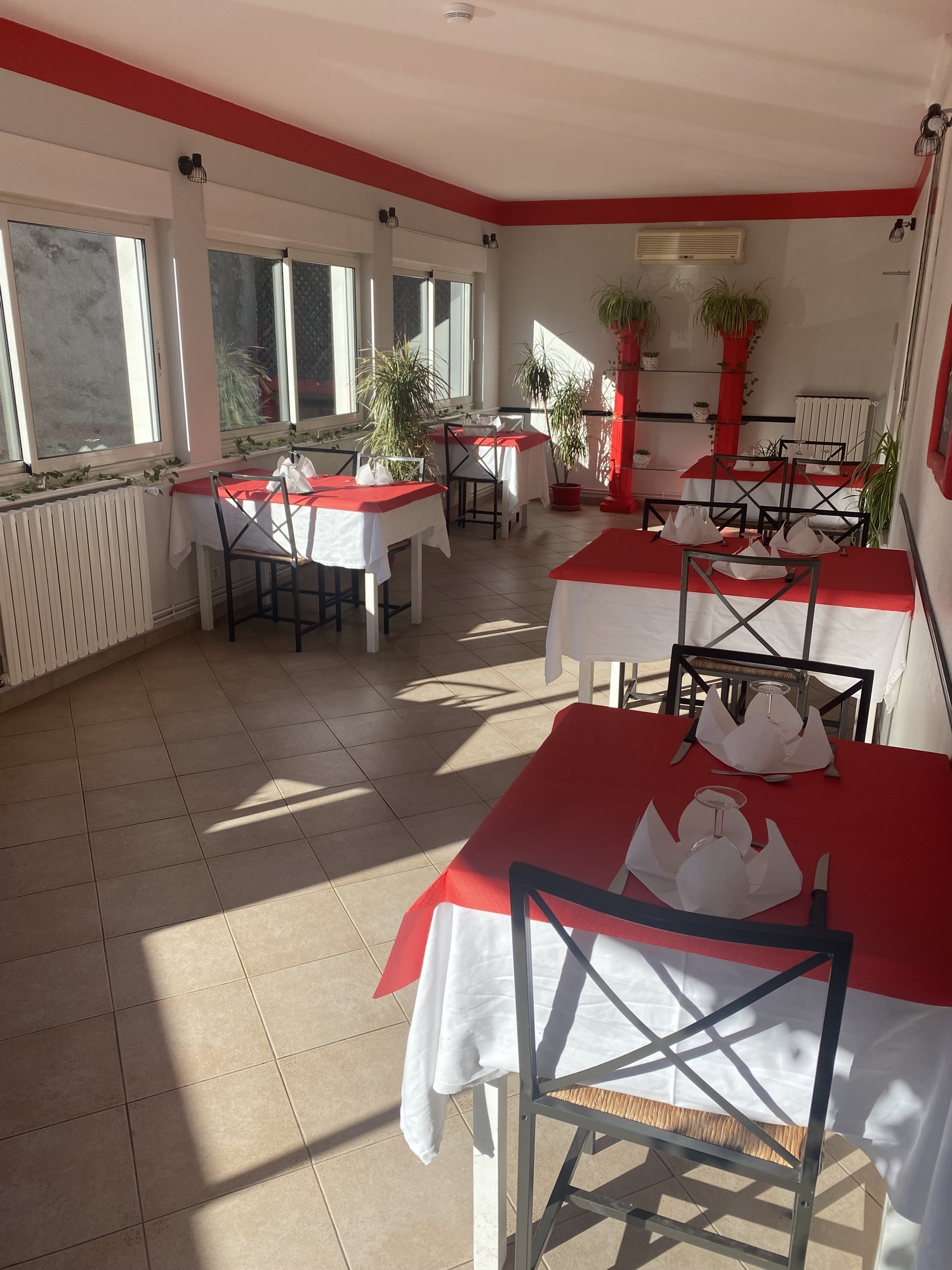 HÔTEL LE 31, Gourdan-Polignan - photo 9