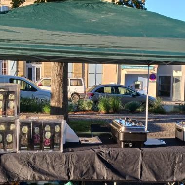 AUX DELICES DES GOUTS CROISES