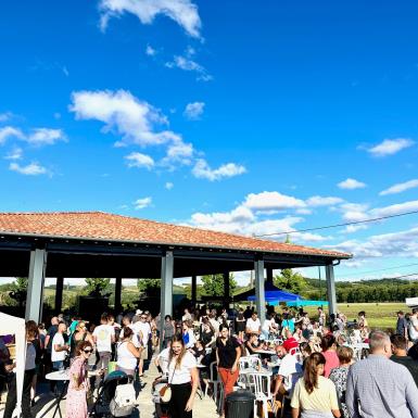 massabrac_marche_halle_fig_groupe