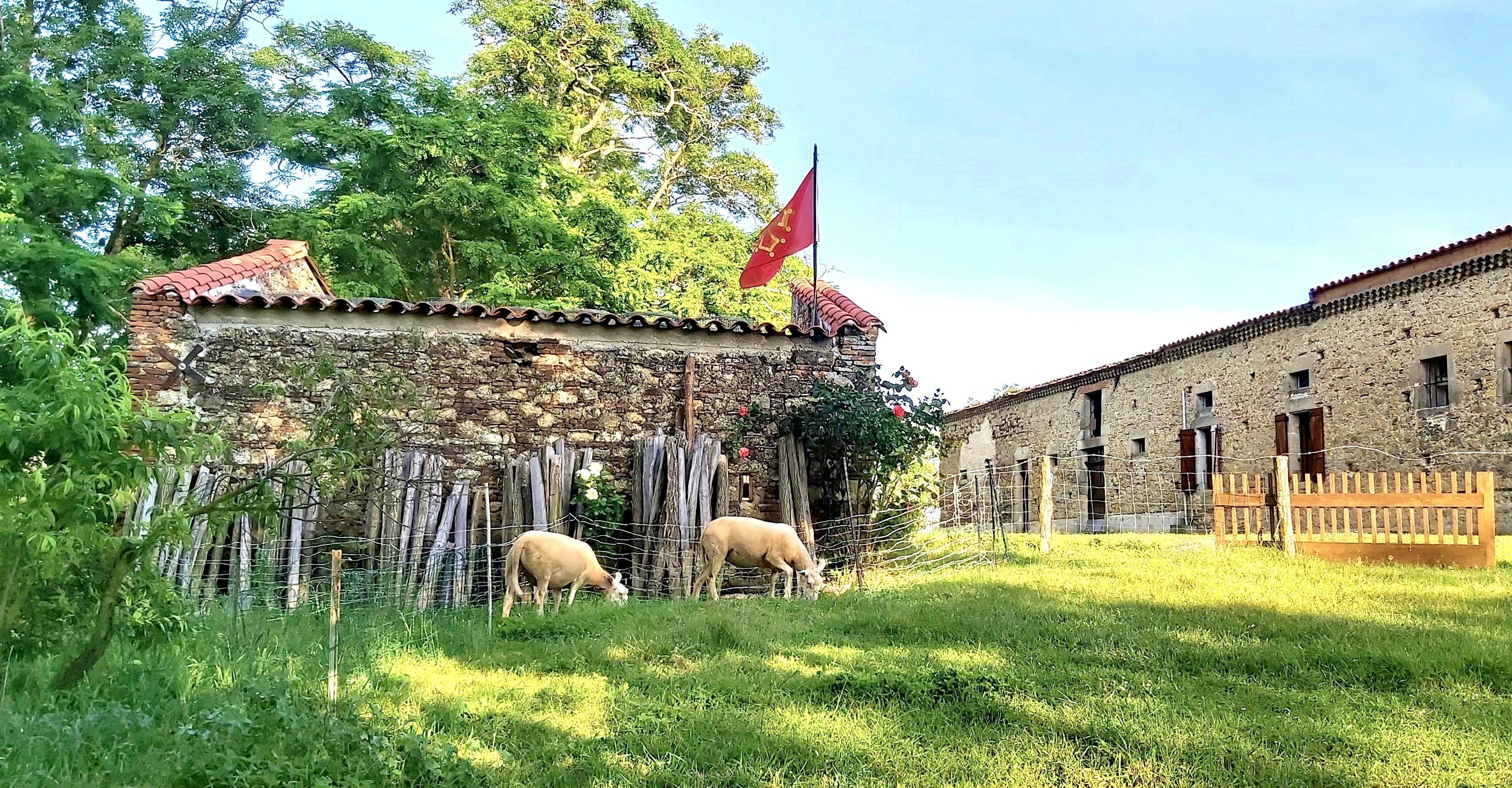EN PASCOT - CHAMBRE PASTEL