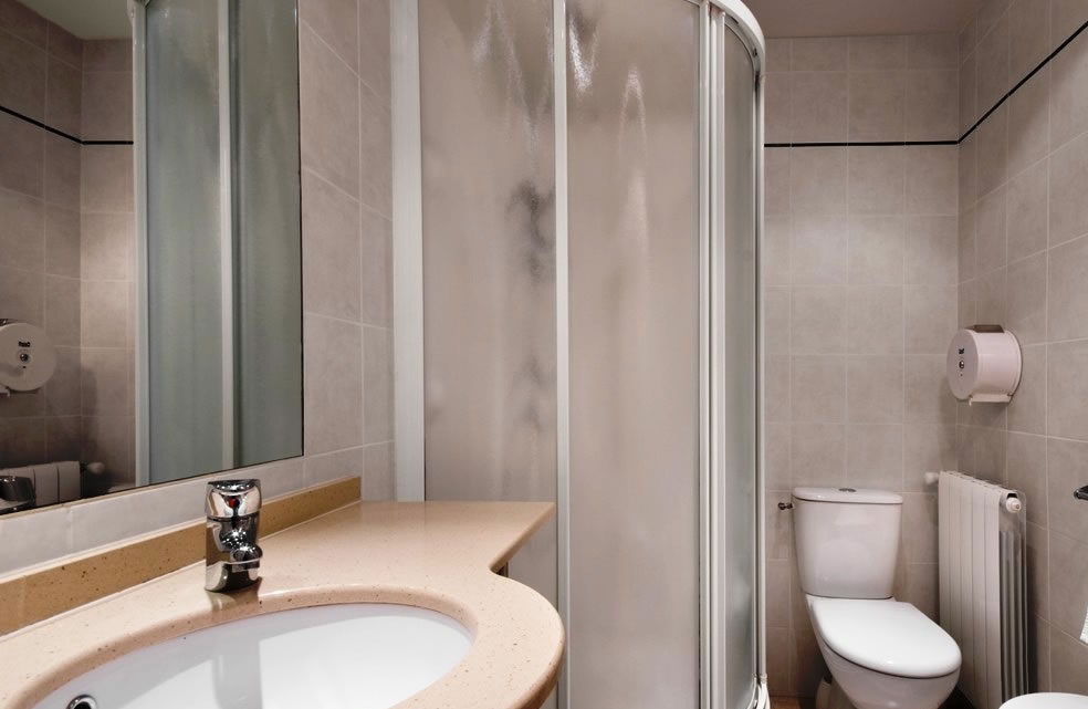 HOTEL ICARE