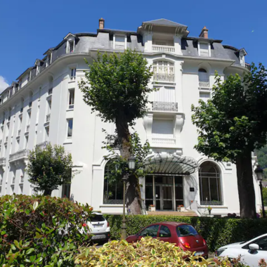 APPARTEMENT M. LOPEZ LUCHON