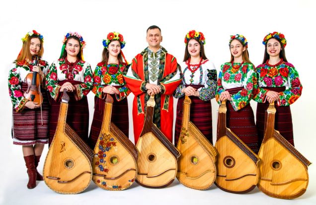 CORDES ET VOIX MAGIQUES D'UKRAINE